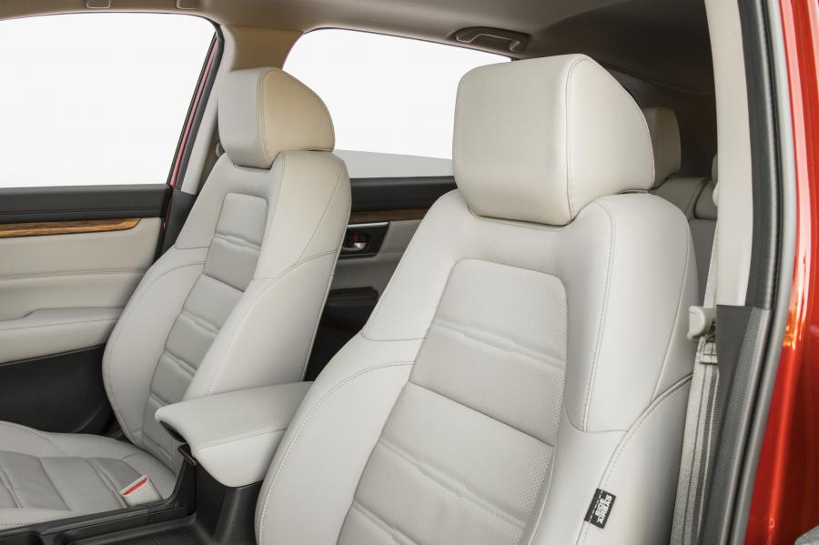 Интерьер Honda CR-V 2016 года  (NA) (фото 8 из 157)